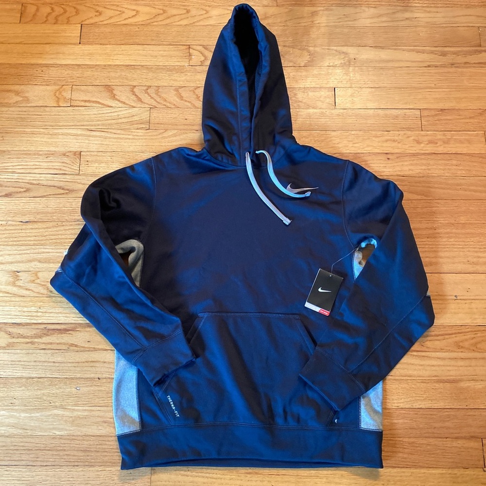 nike sweatshirt